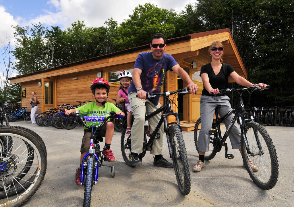 Family cycling at Bedgebury