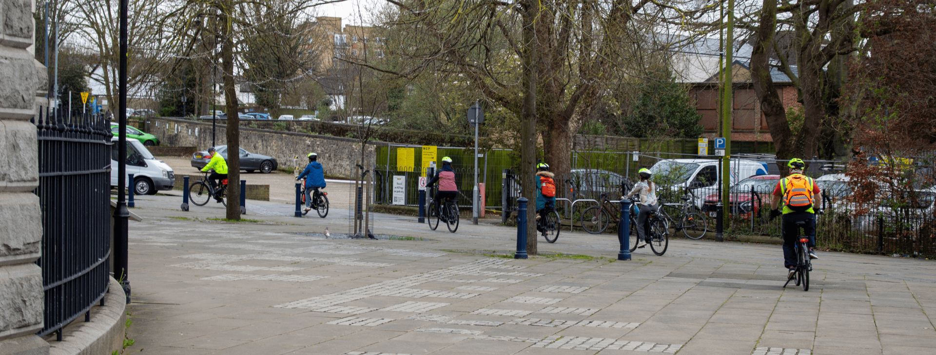image of people cycling